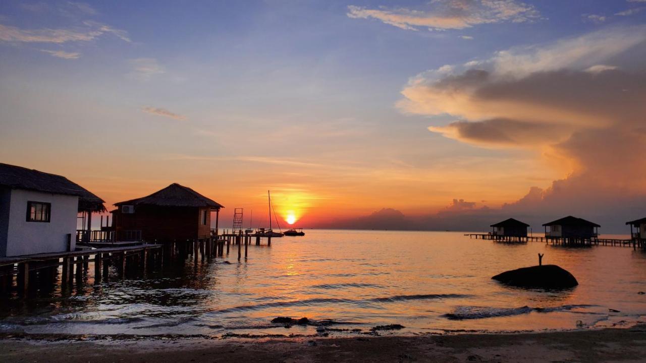 Freedom Beach Resort Phu Quoc Exterior photo